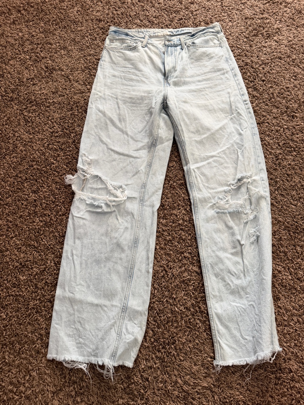 Light Wash Distressed Women's Jeans - Casual Wide Leg